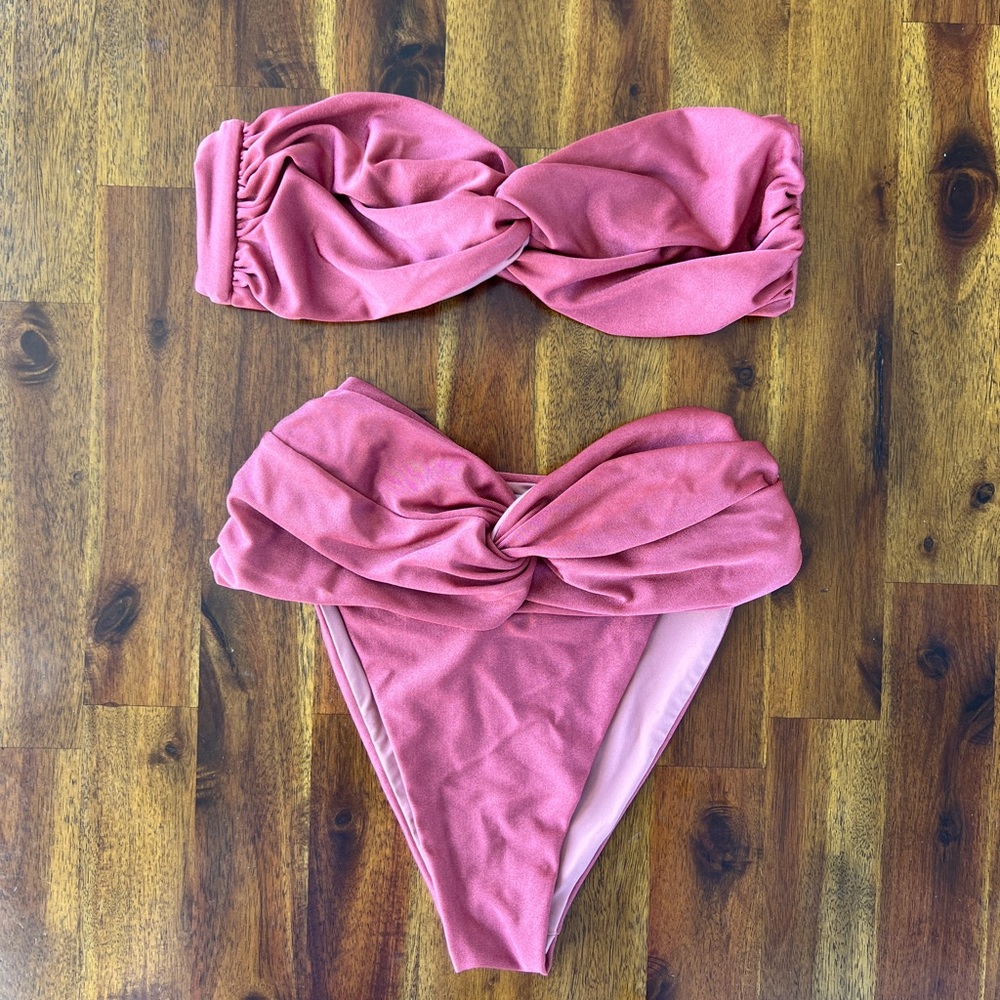 la reveche swimwear set